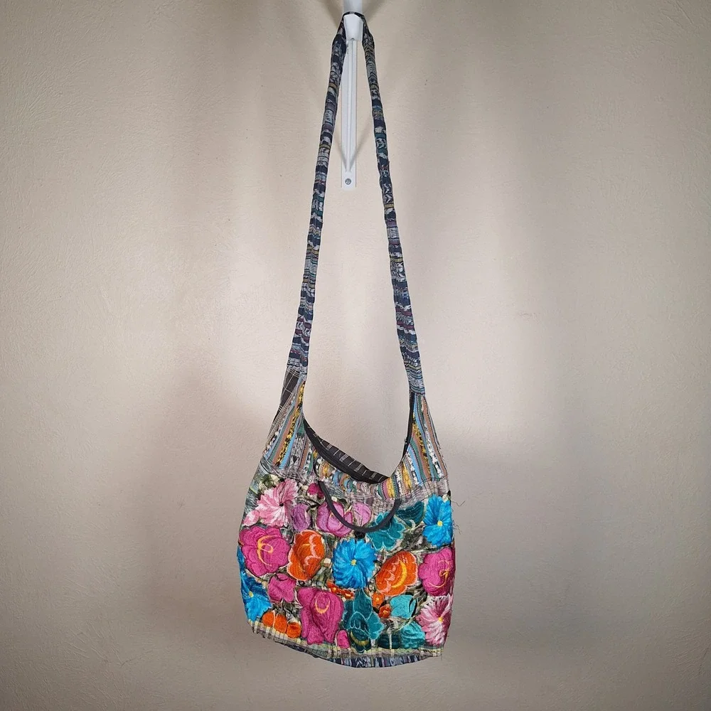 Y2K Baja Festival Hobo Hippie Bag Embroidered Southwestern Aztec Floral Flowers